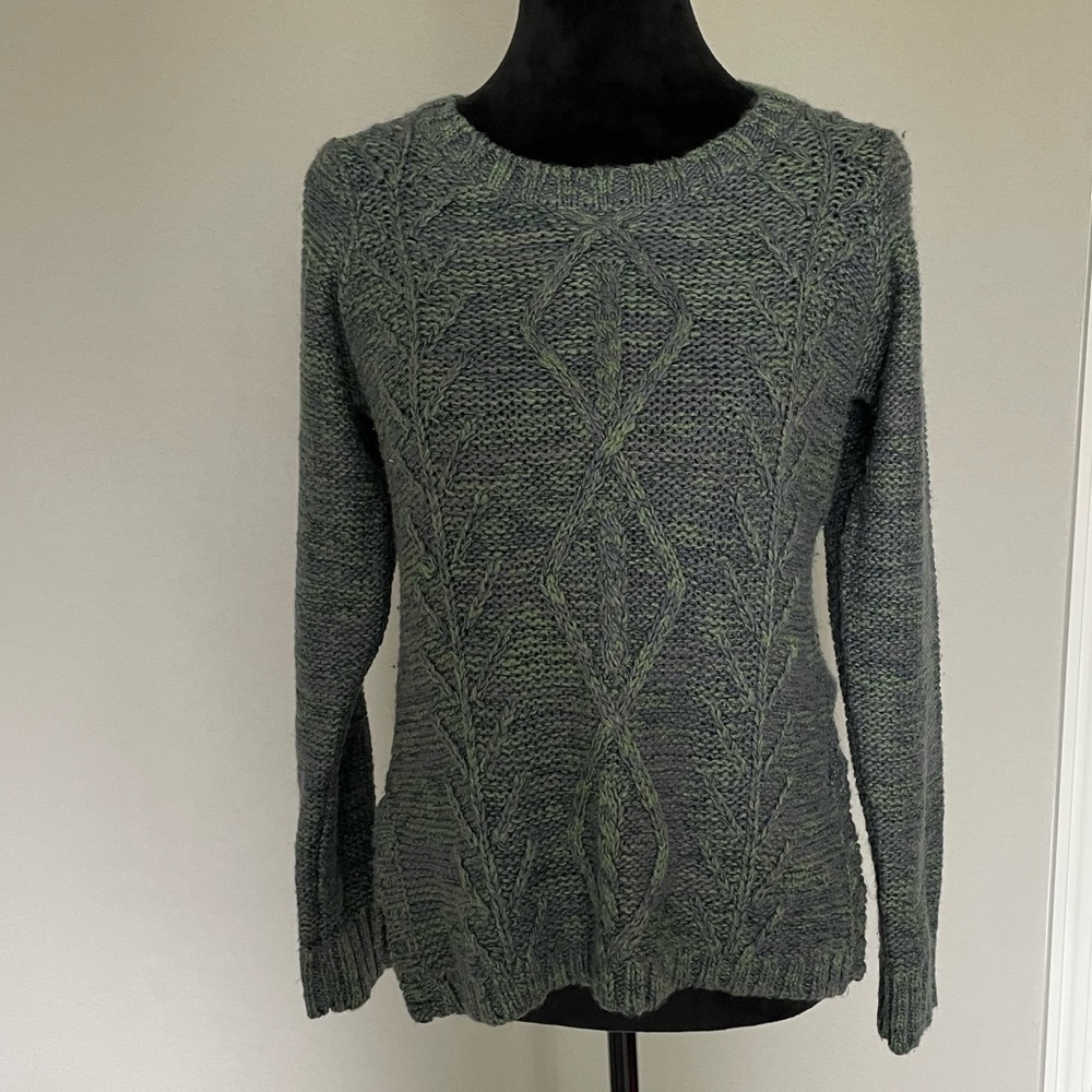 Mountain Warehouse sweater